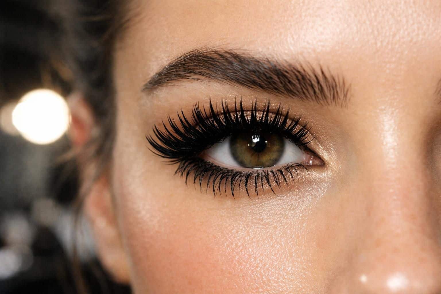 découvrez les tendances maquillage 2026 à adopter pour un look moderne et tendance. inspirez-vous des nouveautés et conseils pour sublimer votre style cette année.