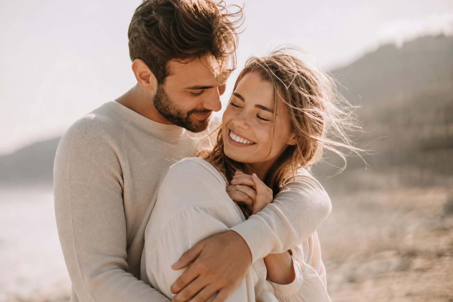 Découvrez 30 idées cadeaux originales et romantiques pour surprendre un jeune couple et raviver leur amour avec des présentations uniques et pleines de charme.